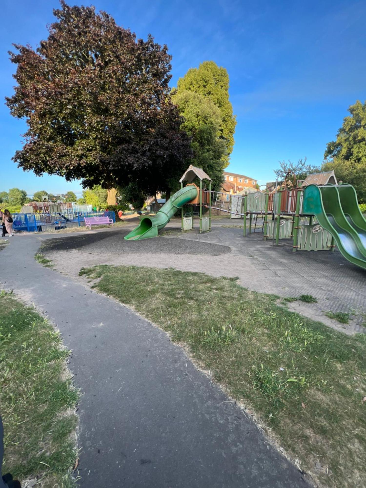 Cosy Private Flat In London, Free Parking On Premise Apartment Carshalton Bagian luar foto